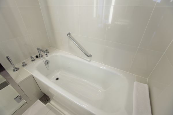 Cost of Bathtub Repair in Bellevue