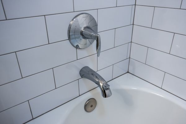 Cost of Tub Spout Replacement in Bellevue